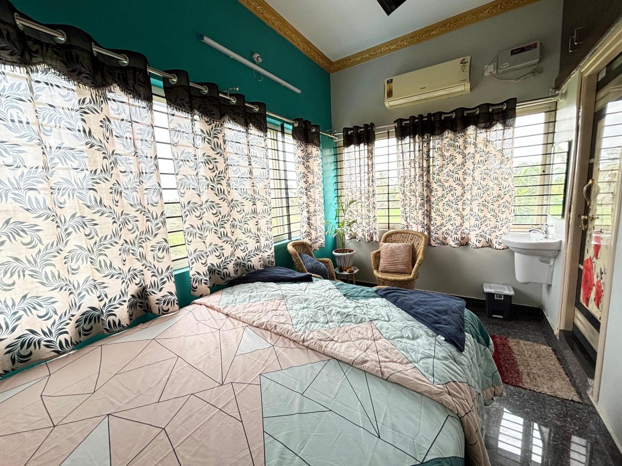 Cocogreen Hampi Bagian luar foto