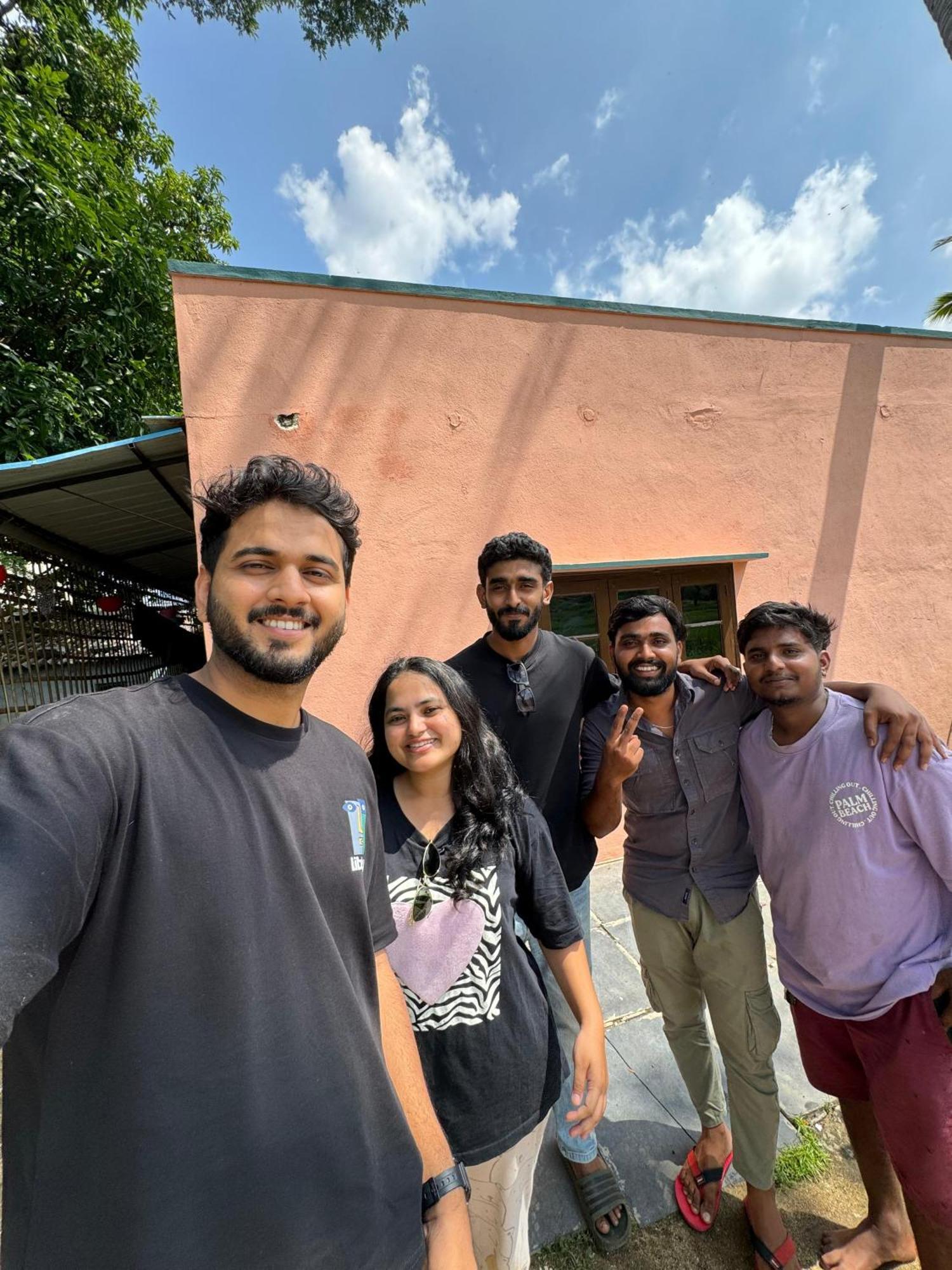 Cocogreen Hampi Bagian luar foto